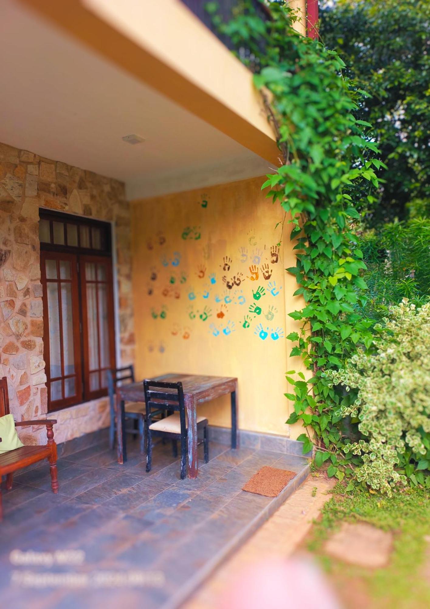 Amour At Turtle Beach Tangalle Exterior photo